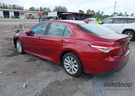 2020 Toyota Camry Le from USA, damaged, VIN 4T1C11AKCLU379582